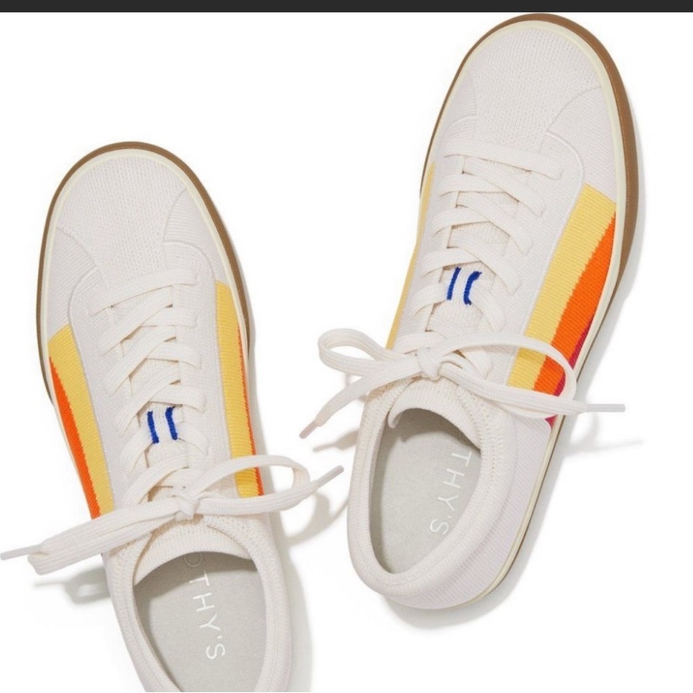 Rothy’s lace up sneaker size 6